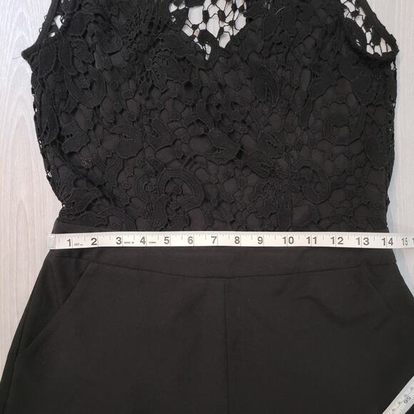 Tea & Cup Lace Eyelet Clasp Open Back Shorts Romper -Size: M - Picture 10 of 10